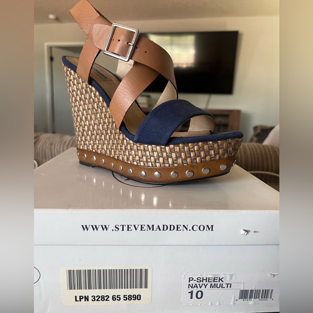 EUC! Steve Madden Wedges!